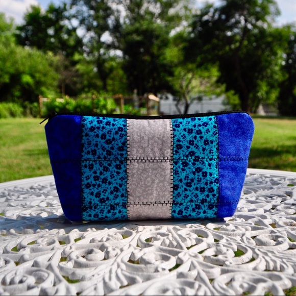 Simply Quilted Handbags - Medium Handmade Quilted Cosmetic Bag